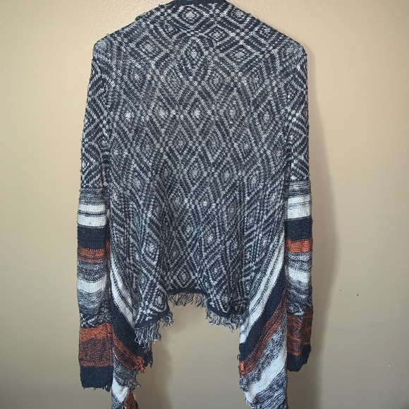 Hollister Cardigan Sweater - Picture 2 of 3